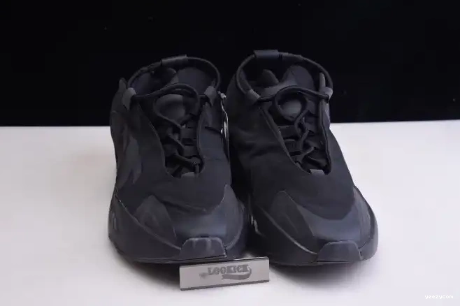Black 700 Adidas Triple FV4440 MNVN Boost Yeezy 0519